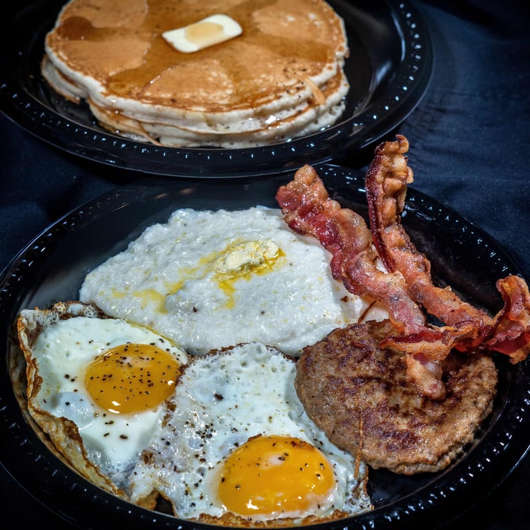Classic American Grilled Cheese Sandwiches